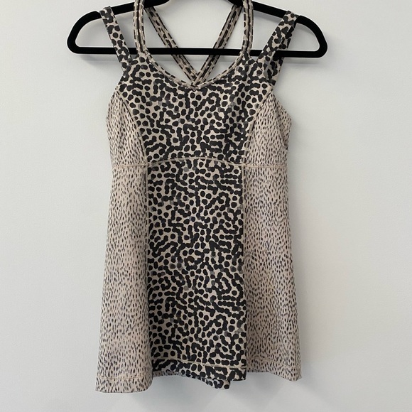 lululemon athletica Tops - Lululemon Black and Tan Print Tank Top Size 6